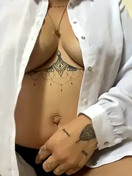 Snapshot of anonyme_hot47 chatting on 10.01.25 anonyme hot47 online show from 10.01.25