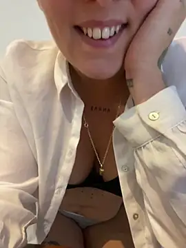 Snapshot of anonyme_hot47 chatting on 10.14.25 anonyme hot47 online show from 10.14.25