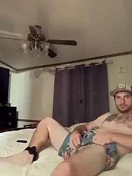 Snapshot of bangbangrider3 chatting on 09.15.25 bangbangrider3 online show from 09.15.25