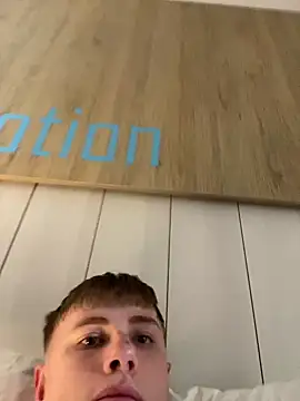 Sammyboy2211 online show from 10.03.25