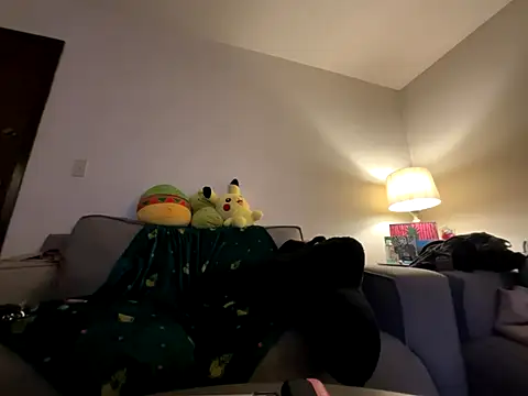 Snapshot of GoddessFatPuss chatting on 12.19.25 GoddessFatPuss online show from 12.19.25