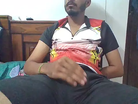 Snapshot of vikranthLong chatting on 10.25.25 vikranthLong online show from 10.25.25