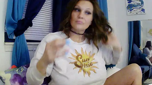 Snapshot of Ariasweetaspie chatting on 01.11.26 Ariasweetaspie online show from 01.11.26