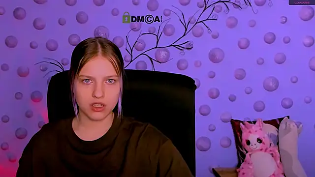 kaela spell  online show from 03.13.26