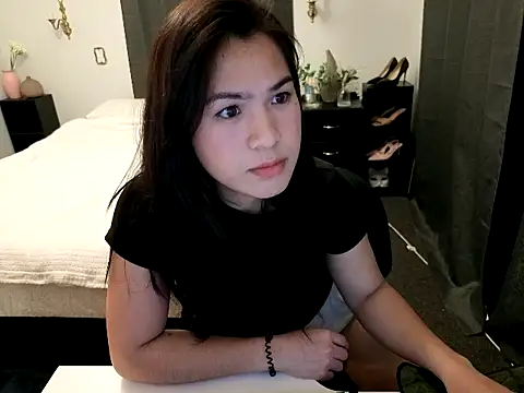 ZoeyJohnson online show from 09.24.25