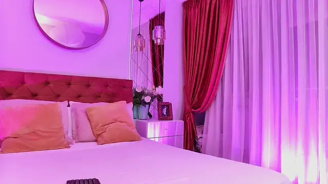 DesireeKeys online show from 10.23.25