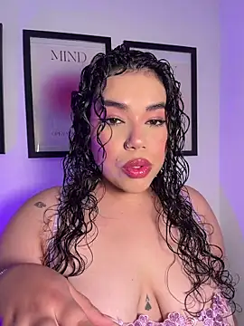 krisstenSantos online show from 07.29.26