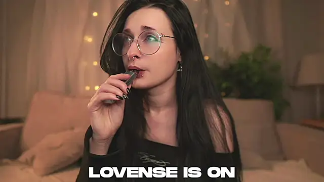 DarcyAspacio online show from 02.05.26