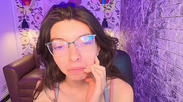 alllyson  online show from 10.01.25