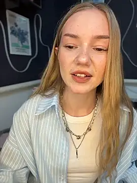 MilaMoone online show from 05.16.26