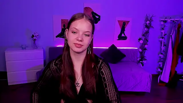 BetsyKiss online show from 04.24.26