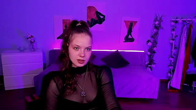 BetsyKiss online show from 04.29.26