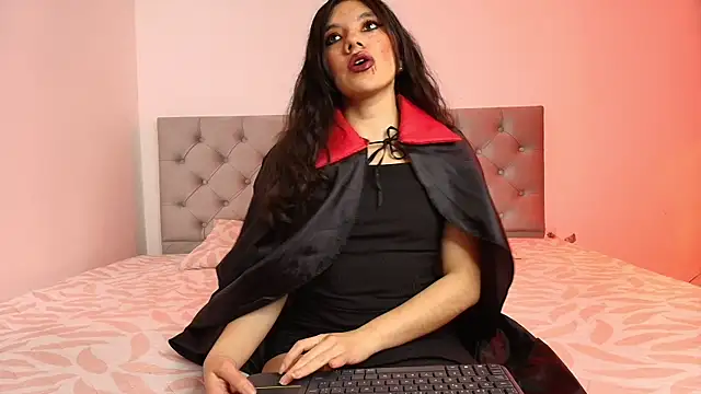 Lili candysex online show from 10.31.25