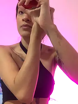 MiQeilaSweet online show from 10.27.25