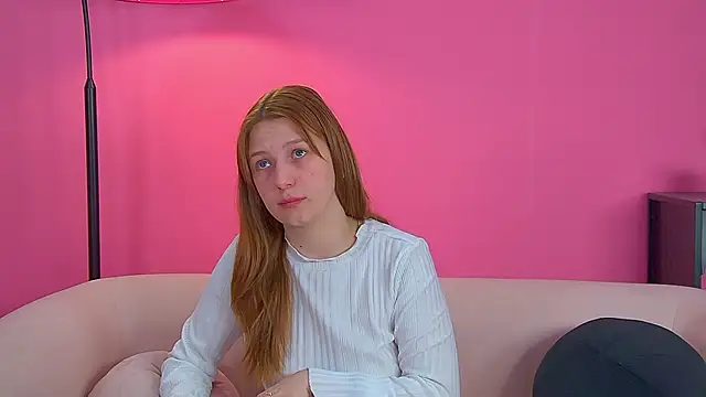 BeatriceBinoche online show from 11.18.25