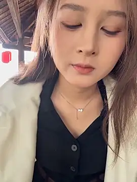 yuki june online show from 01.17.26