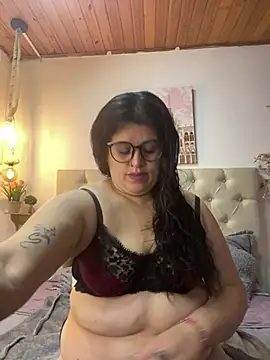 Snapshot of Andrea_secret_ chatting on 07.26.26 Andrea secret online show from 07.26.26