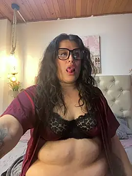 Snapshot of Andrea_secret_ chatting on 07.28.26 Andrea secret online show from 07.28.26
