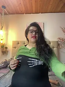 Snapshot of Andrea_secret_ chatting on 07.31.26 Andrea secret online show from 07.31.26