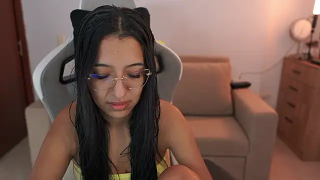 Valerygomez02 online show from 03.10.26