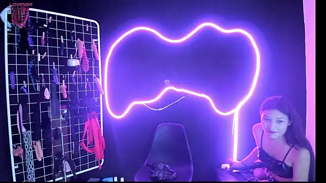 Snapshot of Mistress_Megan_BDSM chatting on 11.13.25 Mistress Megan BDSM online show from 11.13.25