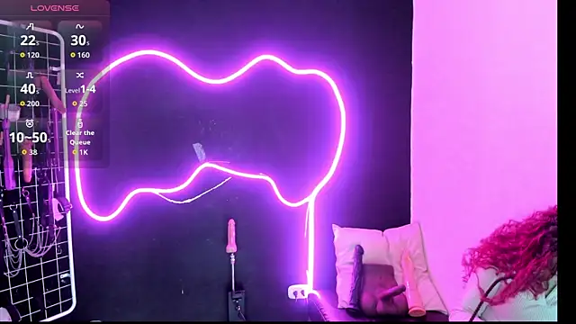 Snapshot of Mistress_Megan_BDSM chatting on 12.04.25 Mistress Megan BDSM online show from 12.04.25