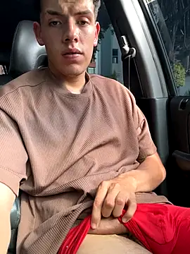 Snapshot of mattebret11 chatting on 09.21.25 mattebret11 online show from 09.21.25