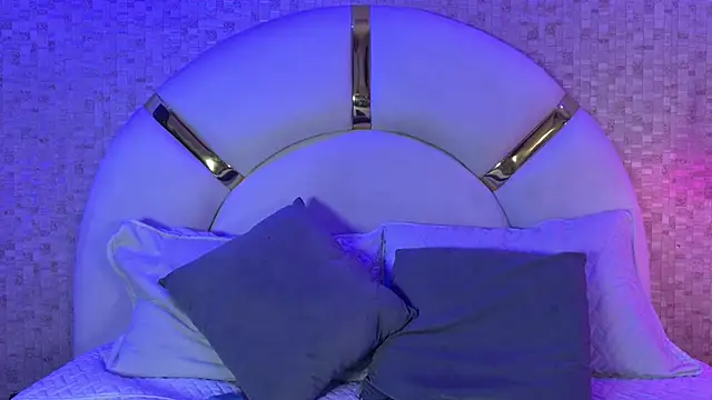 Snapshot of paulina_cano chatting on 09.22.25 paulina cano online show from 09.22.25