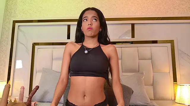 Snapshot of paulina_cano chatting on 12.03.25 paulina cano online show from 12.03.25