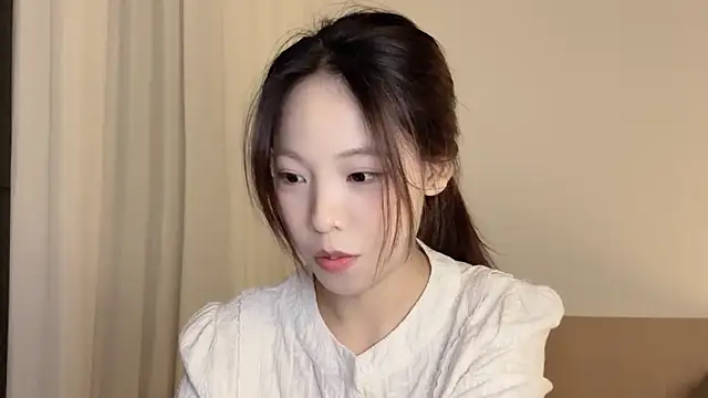 Snapshot of Meng_777 chatting on 10.27.25 Meng 777 online show from 10.27.25