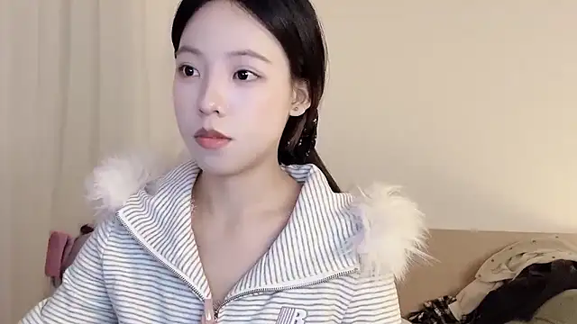 Snapshot of Meng_777 chatting on 11.18.25 Meng 777 online show from 11.18.25