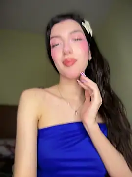 Emily-hottson online show from 07.05.26