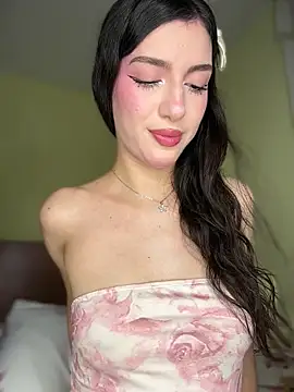 Emily-hottson online show from 07.19.26