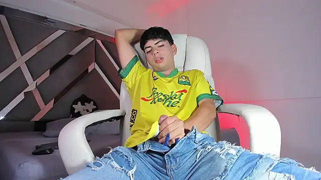 Peter chase online show from 09.18.25