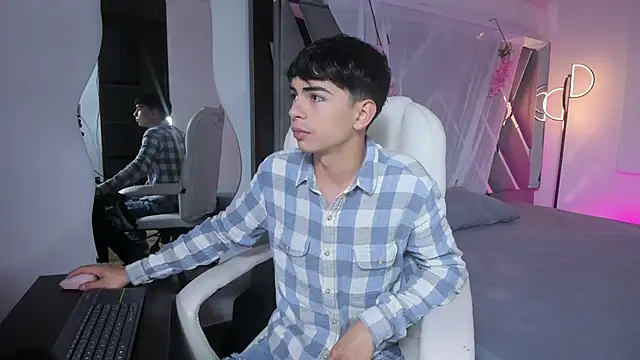 Peter chase online show from 11.06.25