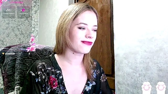 Kate  Loves online show from 09.30.25