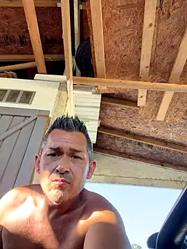 Snapshot of countryboi2002 chatting on 10.01.25 countryboi2002 online show from 10.01.25