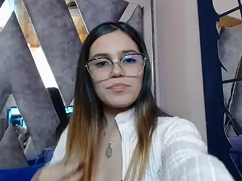 CRISTALHERRANZ online show from 09.27.25