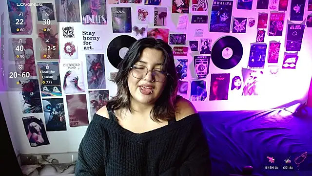 Roxy f w online show from 04.21.26