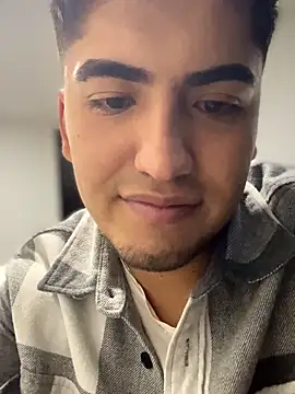 Snapshot of tomy_hot20 chatting on 11.02.25 tomy hot20 online show from 11.02.25