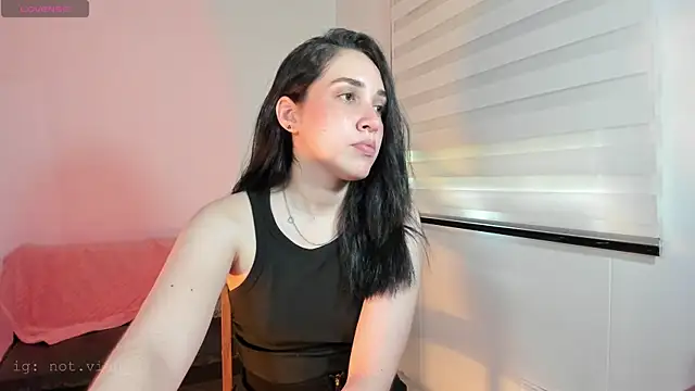SarahCastillo  online show from 03.13.26