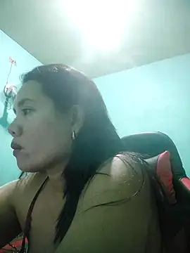 Snapshot of Alyxa_Star chatting on 11.04.25 Alyxa Star online show from 11.04.25