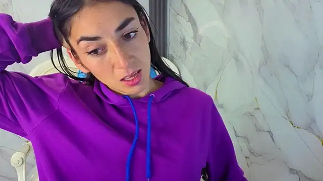 Maily a  online show from 02.25.26