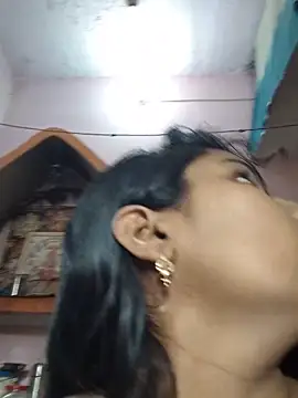 Jasmine Januja online show from 06.04.26