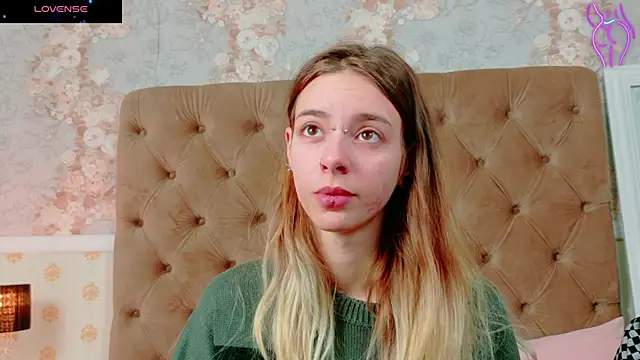 CoraVex online show from 10.29.25