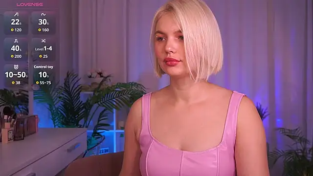 Snapshot of Amelia_Wells chatting on 10.20.25 Amelia Wells online show from 10.20.25