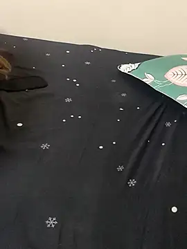 Snapshot of MaiHoang2k chatting on 09.25.25 MaiHoang2k online show from 09.25.25