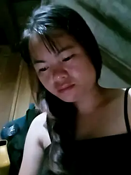 emly-xinh18 online show from 10.06.25