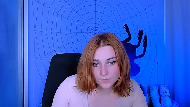 Snapshot of casey_meow_ chatting on 11.03.25 casey meow online show from 11.03.25