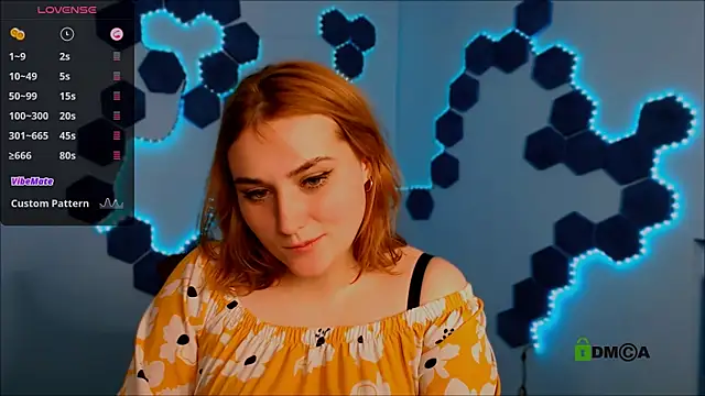 Snapshot of casey_meow_ chatting on 11.26.25 casey meow online show from 11.26.25